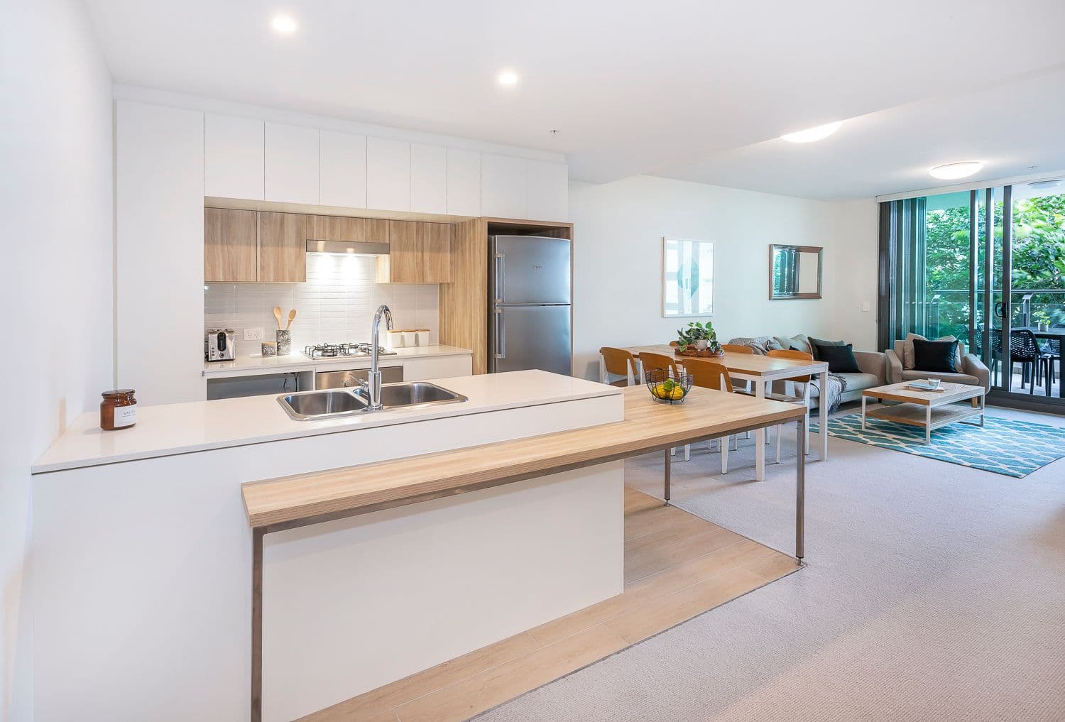 37 Harbour Road, Hamilton QLD 4007, Hamilton - Thumbnail 2