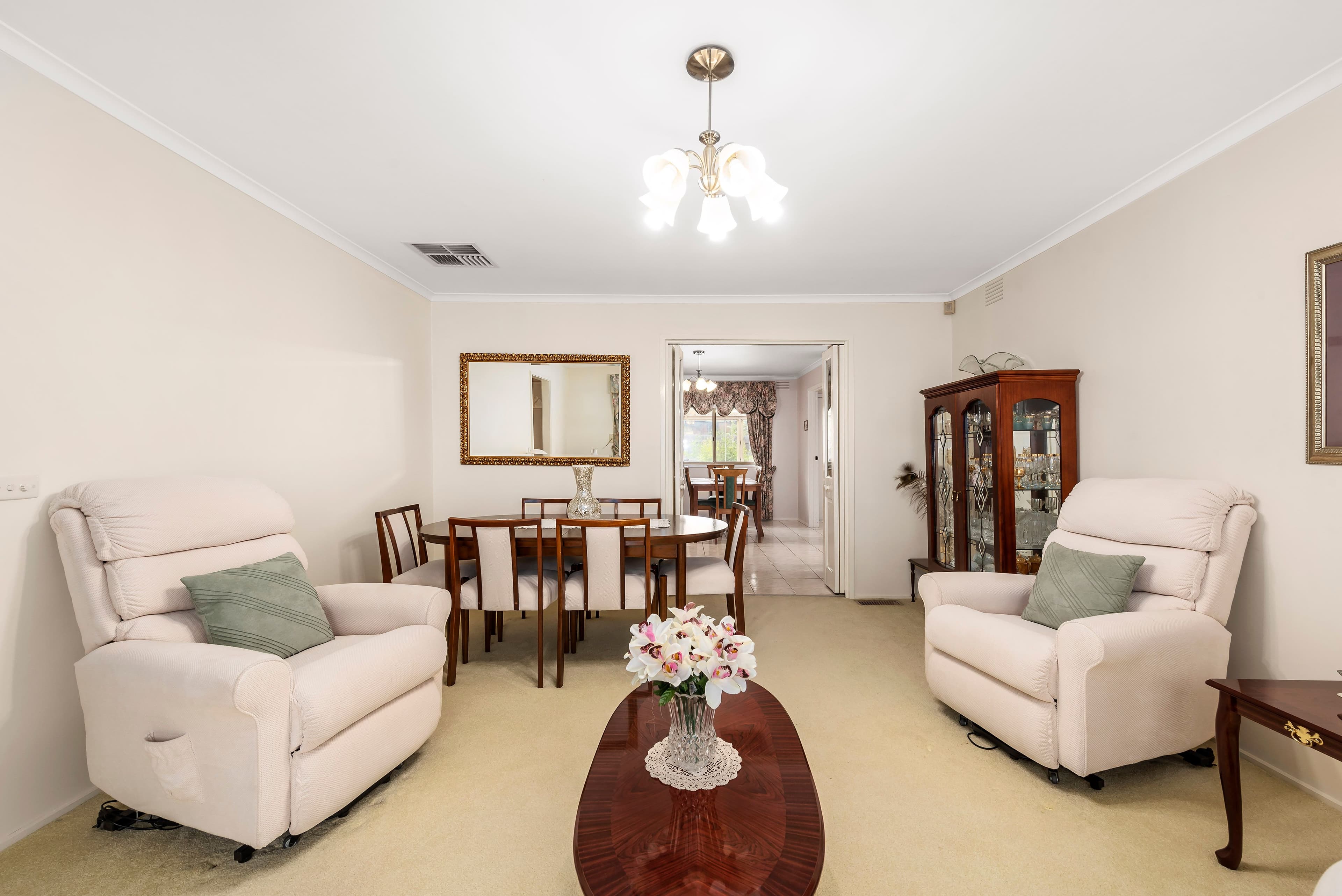 22 Strickland Avenue, Mill Park VIC 3082, Mill Park - Thumbnail 2