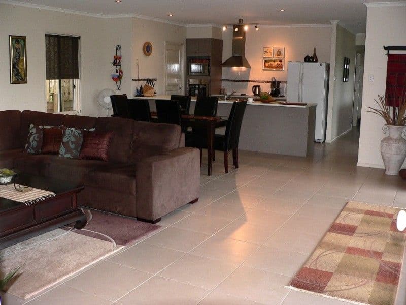 2 Carrieton Street, ORMEAU QLD 4208, Ormeau - Thumbnail 3