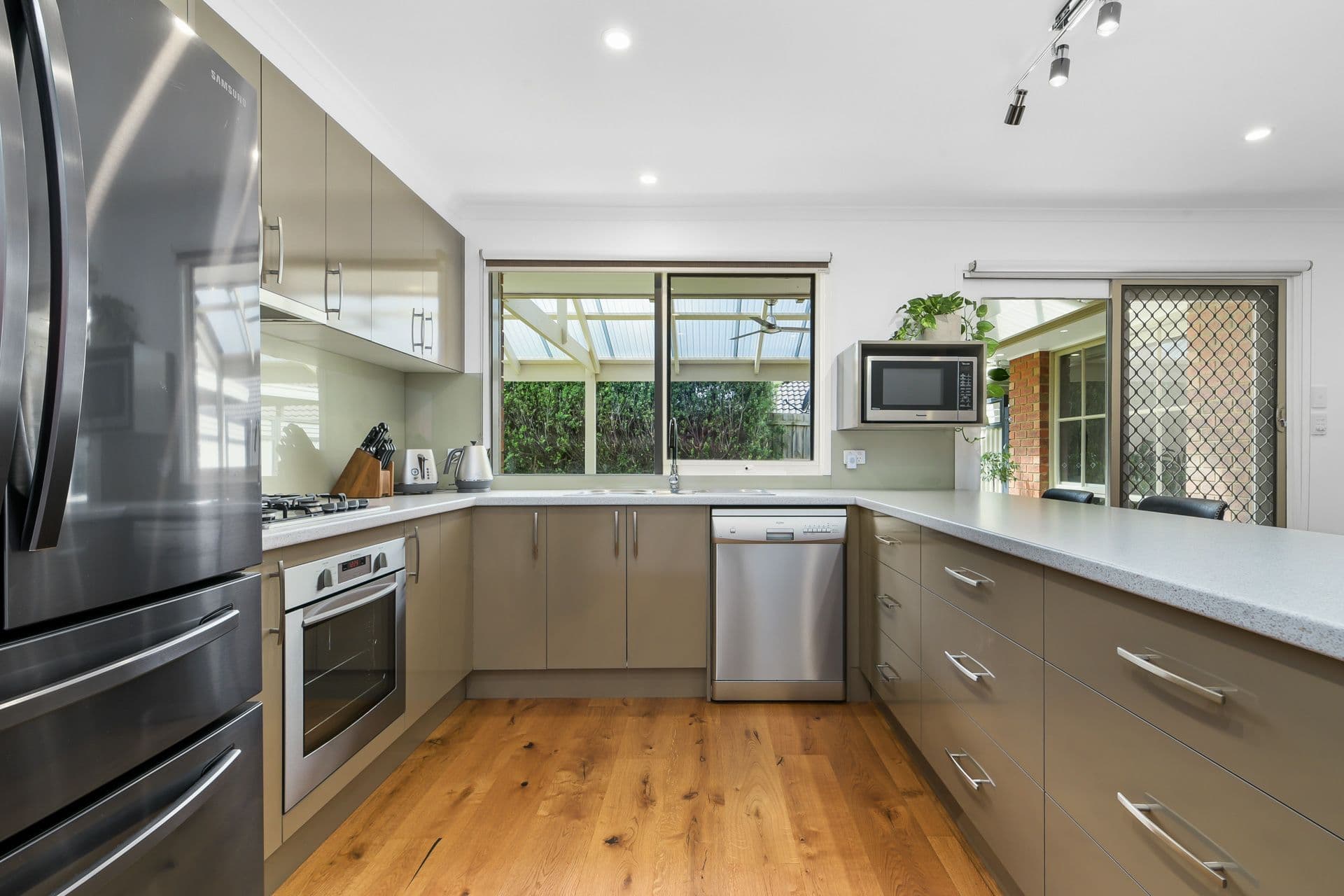 30 Coolabah Grove, Berwick VIC 3806, Berwick - Thumbnail 6