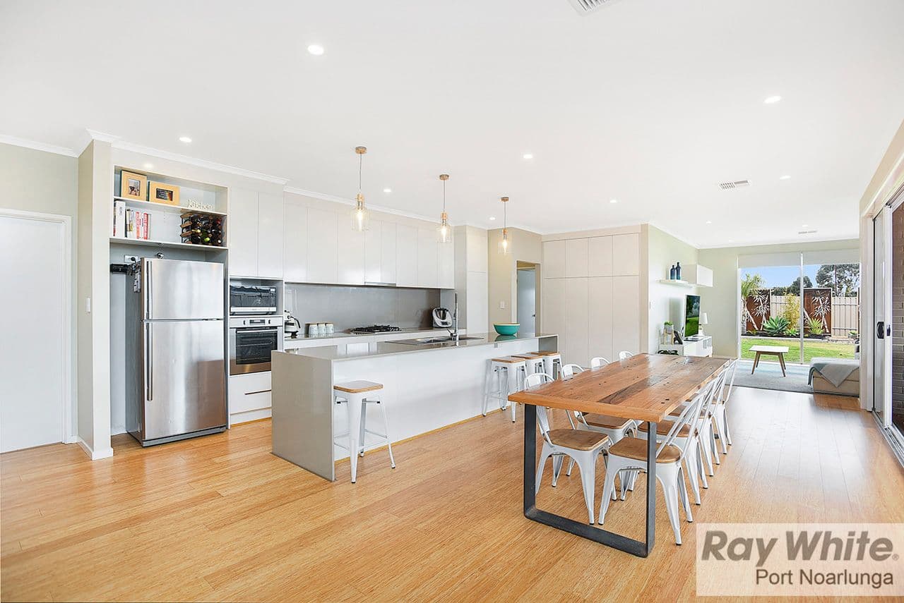 20 Freycinet Court, Seaford Rise SA 5169, Seaford Rise - Thumbnail 2