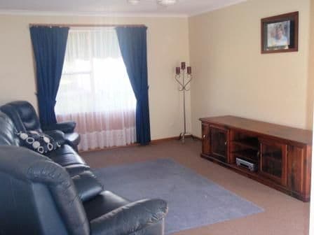 182 Anzac Avenue, SEYMOUR VIC 3660, Seymour - Thumbnail 3