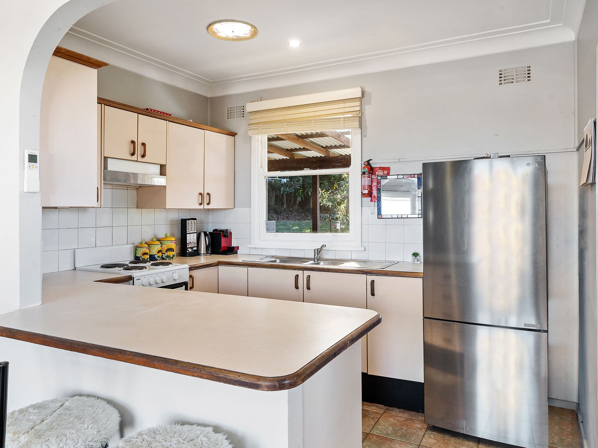 19 Arthur Drive, Wyong NSW 2259, Wyong - Thumbnail 2