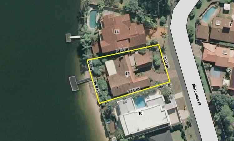 12 Mercedes Place, BUNDALL QLD 4217, Bundall - Thumbnail 3