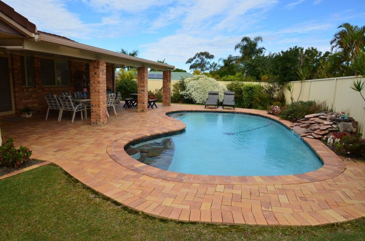 11 Birdie Court, ARUNDEL QLD 4214, Arundel - Image 1