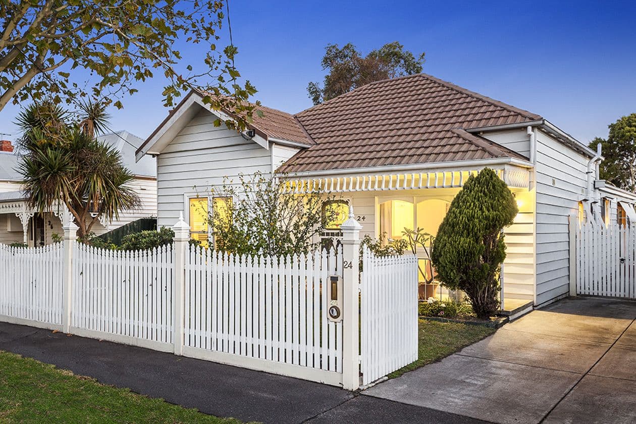 24 Davey Avenue, OAKLEIGH VIC 3166, Oakleigh - Image 1
