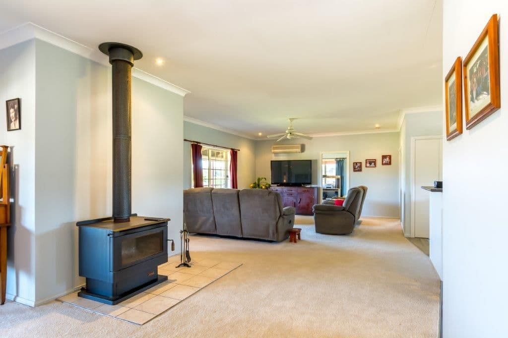 76 Pemberly Drive, Nowra Hill - Thumbnail 8