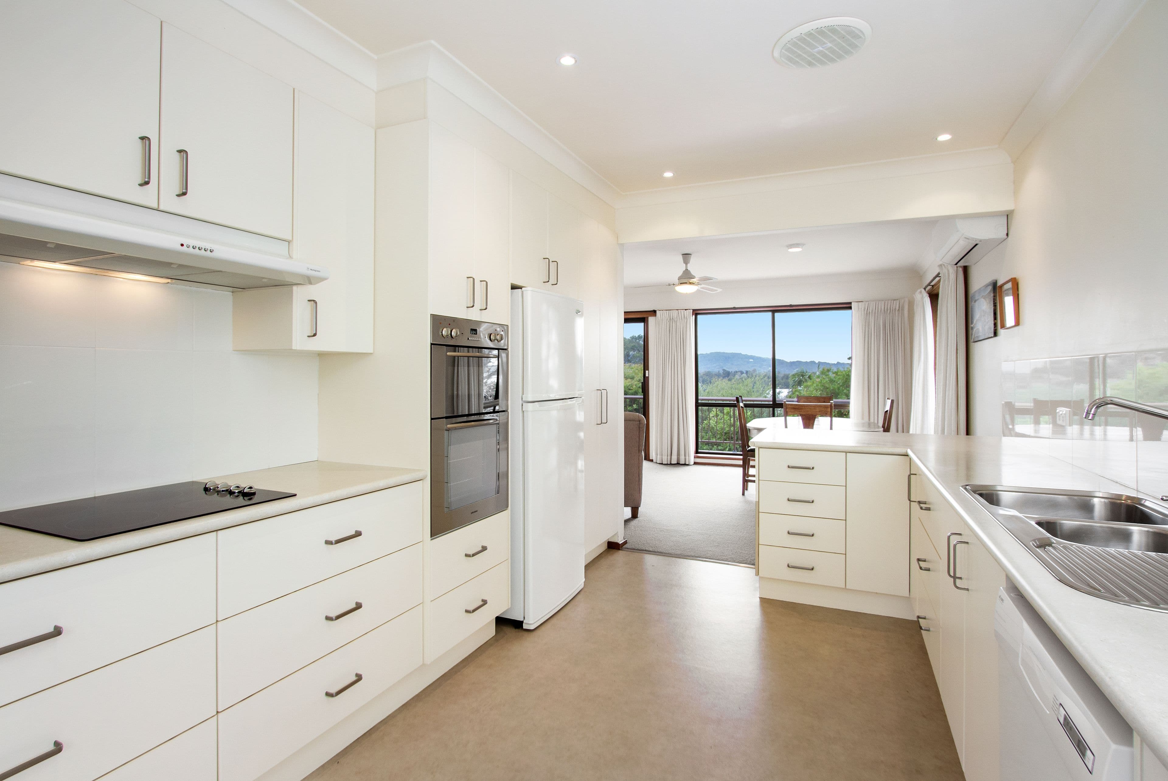 116 Annetts Parade, Mossy Point - Thumbnail 4