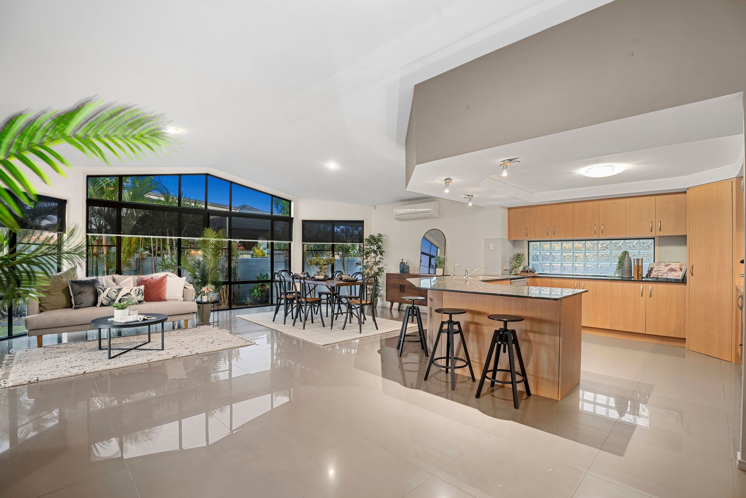 3 Saltair Grove, Helensvale QLD 4212, Helensvale - Thumbnail 4