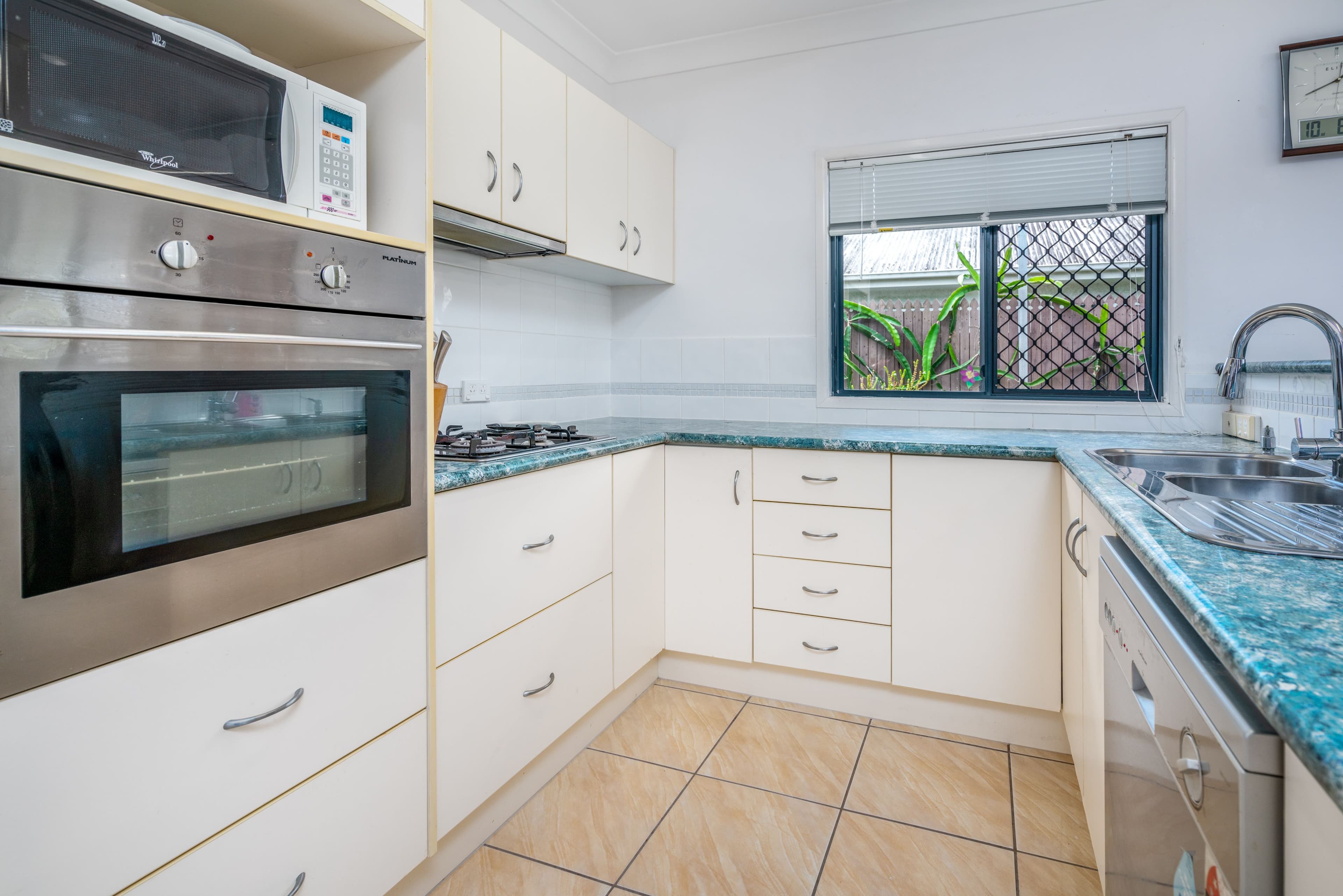 31 Woodrose Drive, Mount Sheridan QLD 4868, Mount Sheridan - Thumbnail 4