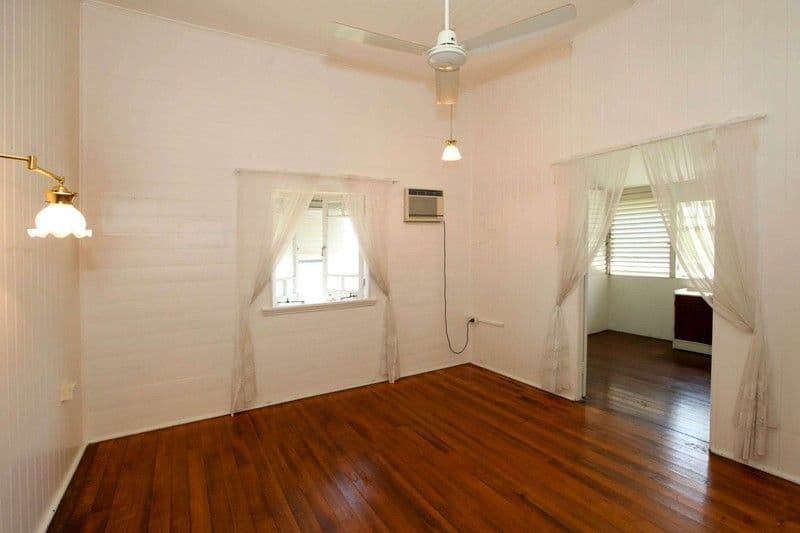 16 Queens Road, RAILWAY ESTATE QLD 4810, Railway Estate - Thumbnail 7