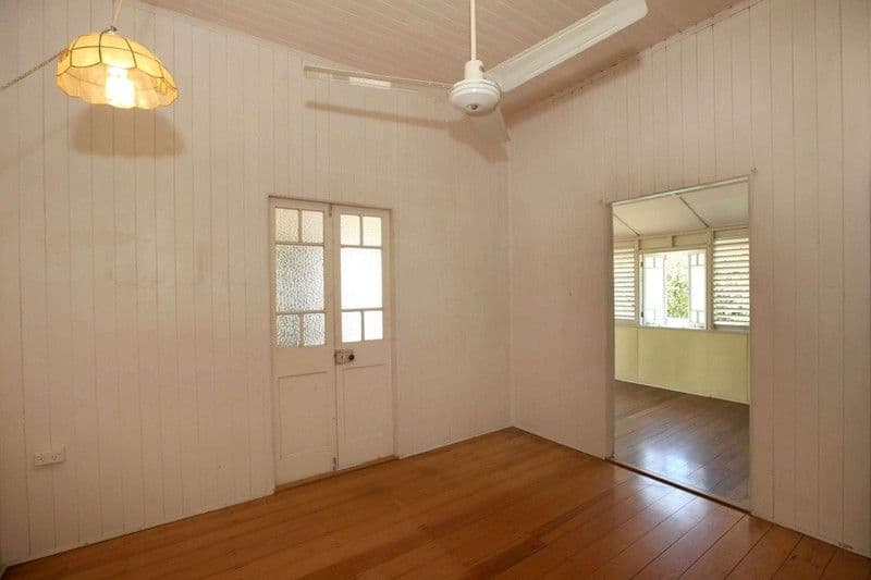 16 Queens Road, RAILWAY ESTATE QLD 4810, Railway Estate - Thumbnail 8