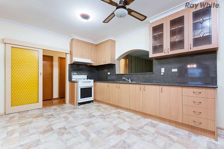 19 Watford Road, St Albans VIC 3021, St Albans - Thumbnail 3