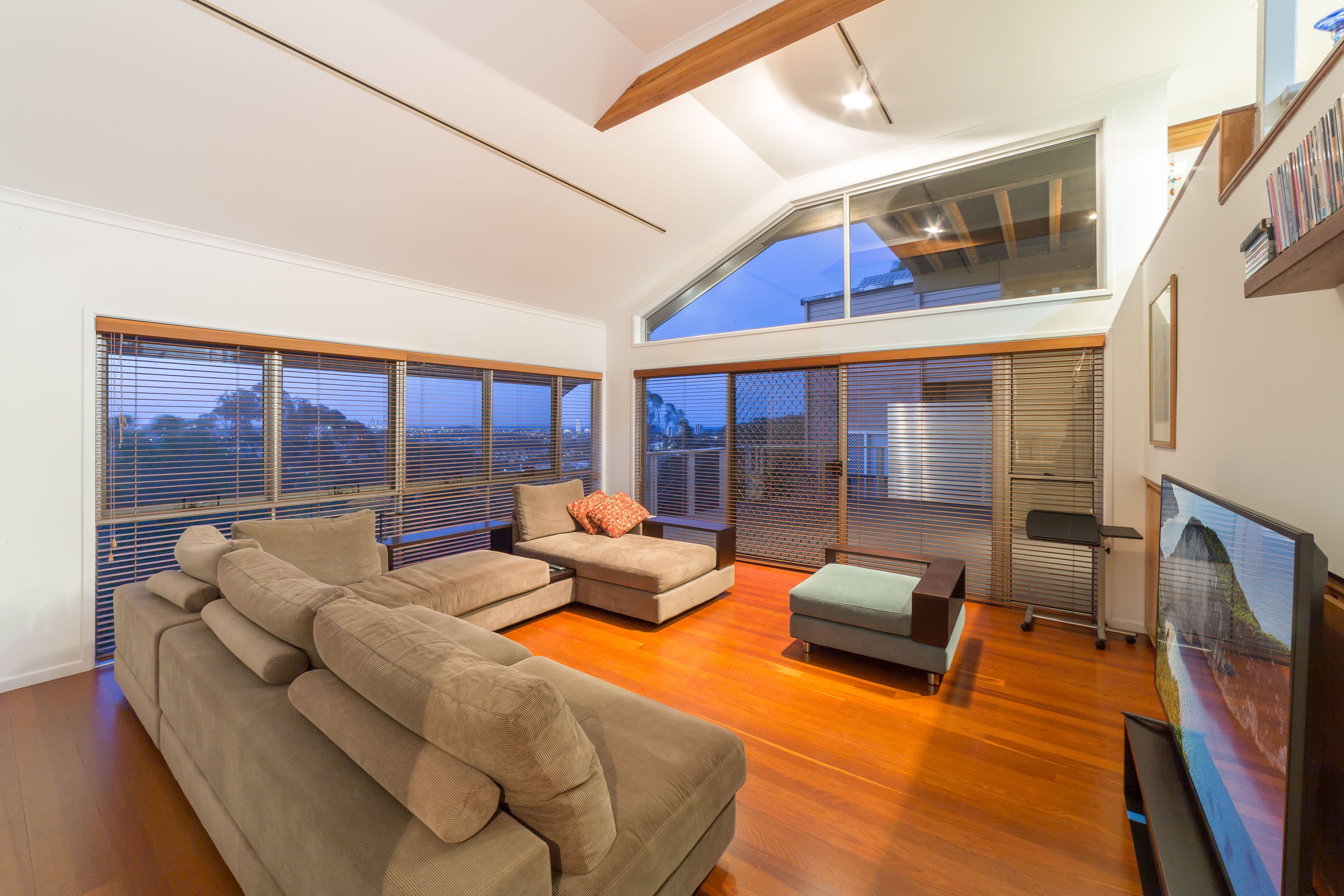 14 Tanjenong Place, Burleigh Heads QLD 4220, Burleigh Heads - Thumbnail 7