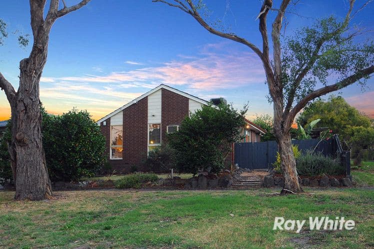 16 Hovell Court, Cranbourne VIC 3977, Cranbourne - Image 1
