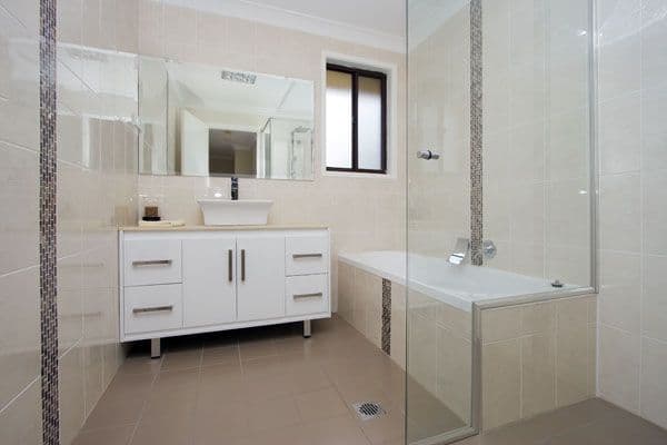 10 Lonach Close, BAULKHAM HILLS NSW 2153, Baulkham Hills - Thumbnail 3