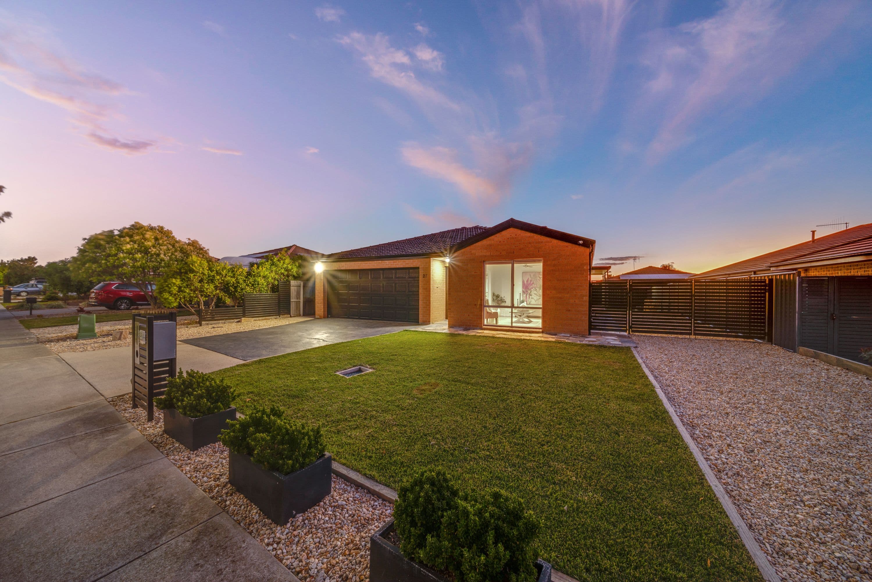 27 Waterworth Street, Dunlop ACT 2615, Dunlop - Thumbnail 2
