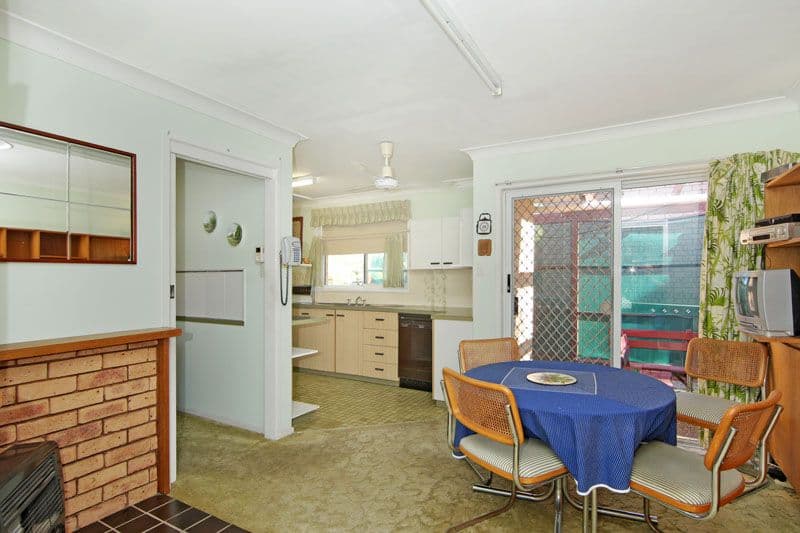 2 Judith Street, GOROKAN NSW 2263, Gorokan - Thumbnail 6