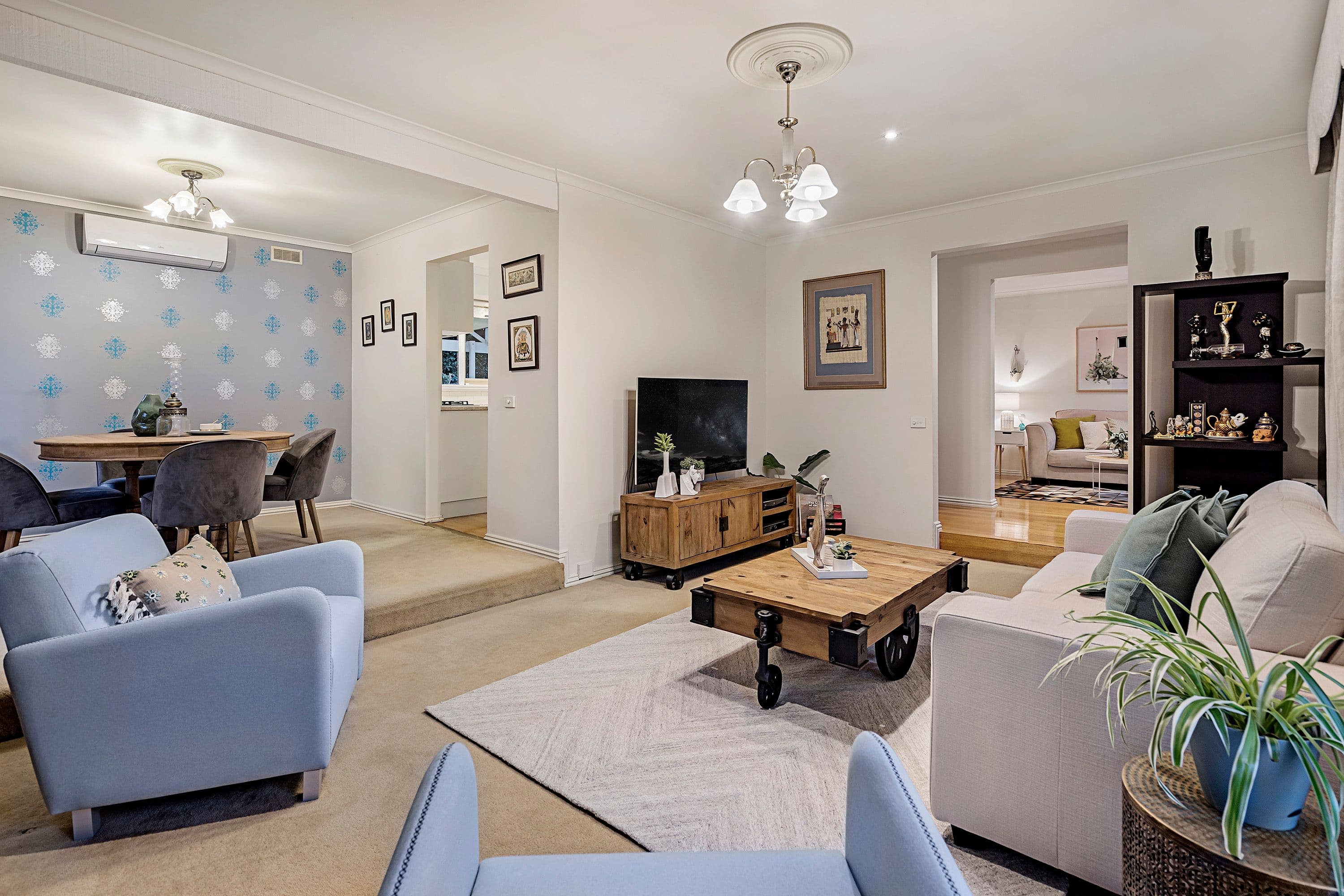 2 Galway Court, Wheelers Hill VIC 3150, Wheelers Hill - Thumbnail 3
