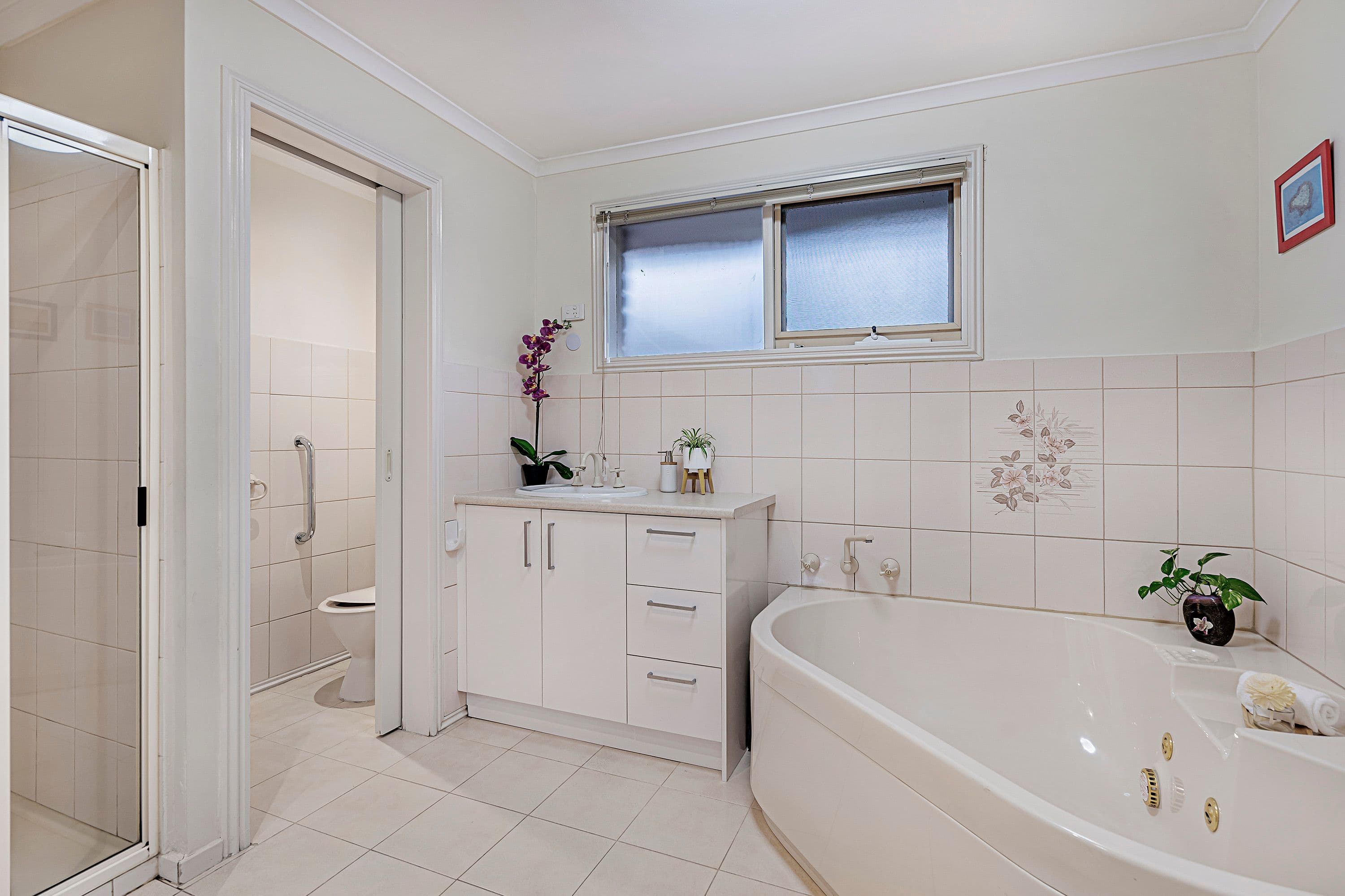 2 Galway Court, Wheelers Hill VIC 3150, Wheelers Hill - Thumbnail 8
