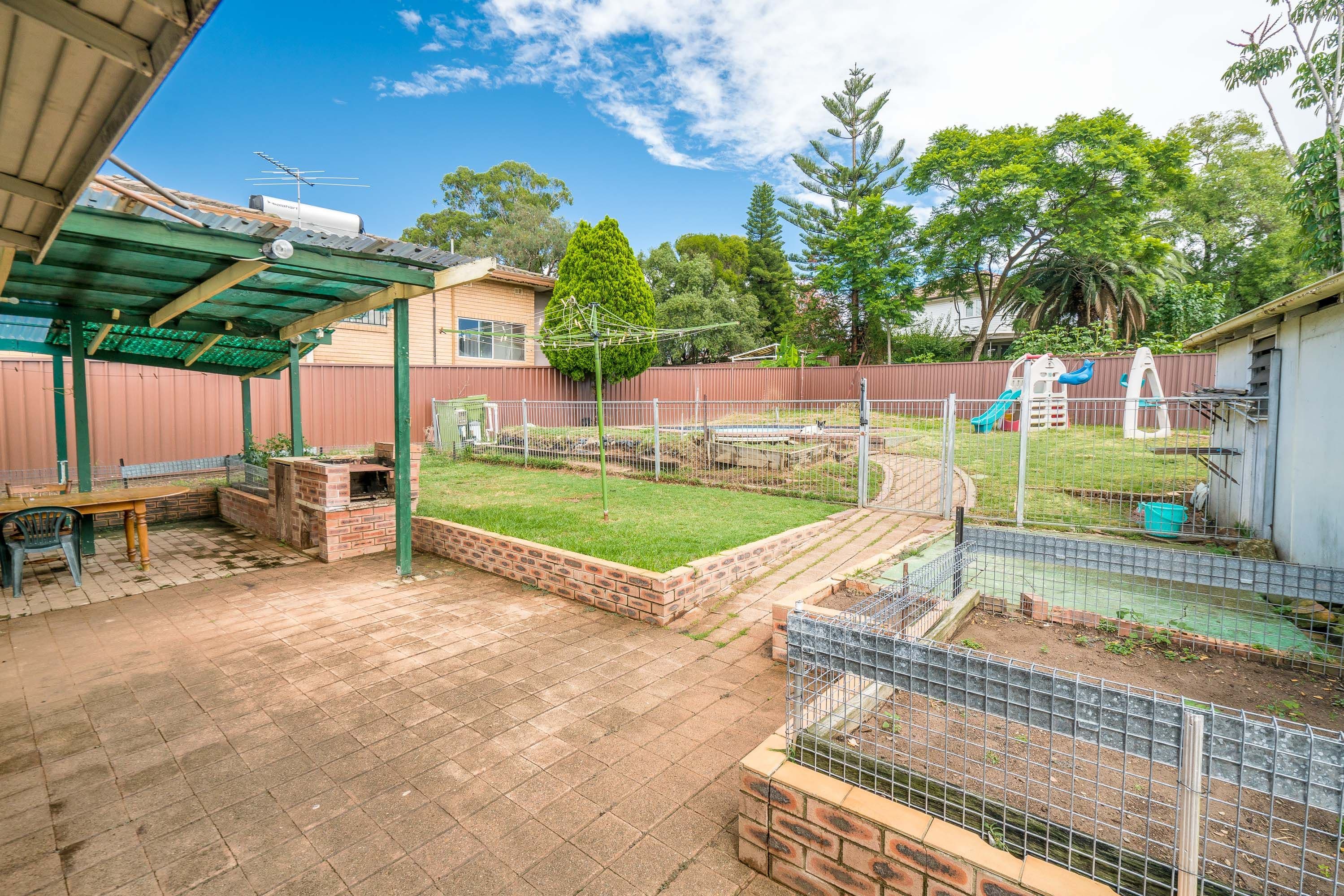 7 Holland Crescent, Casula - Thumbnail 6