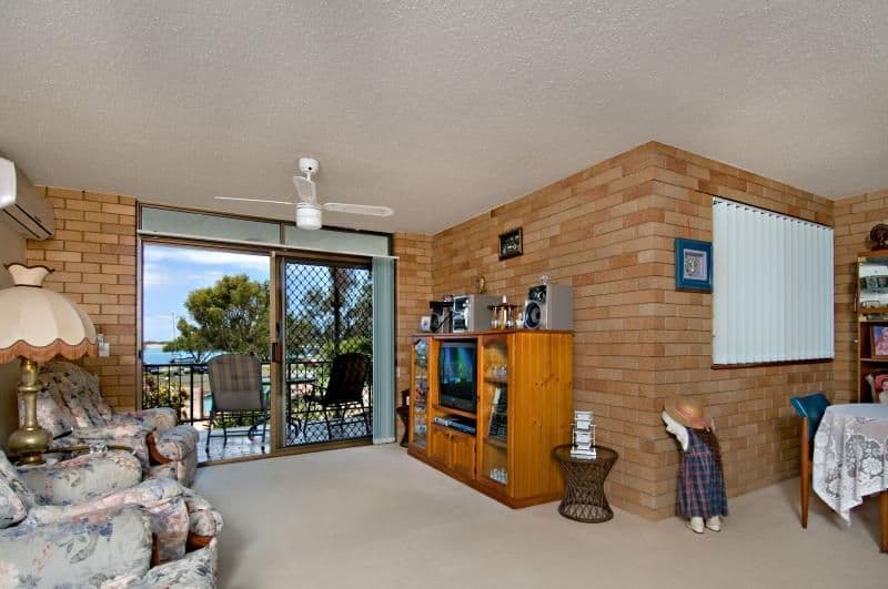 7 Landsborough Parade, GOLDEN BEACH QLD 4551, Golden Beach - Thumbnail 2