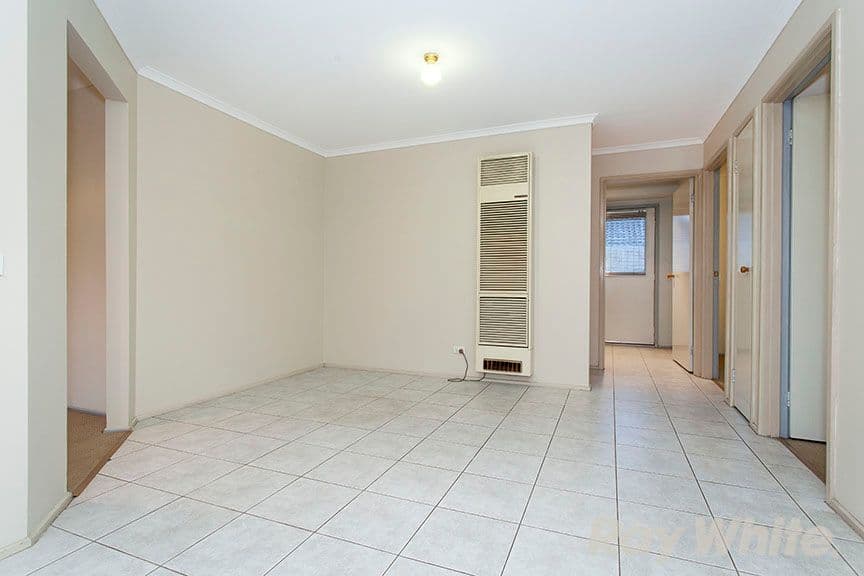 49 Michelle Drive, Hampton Park VIC 3976, Hampton Park - Thumbnail 7