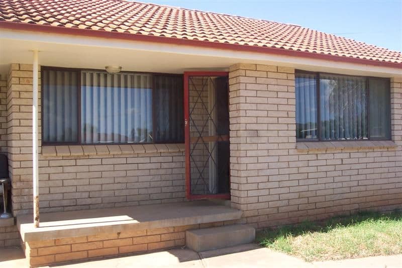 Units 1 & 2 - 28 Hartley Street, COWRA NSW 2794, Cowra - Thumbnail 3