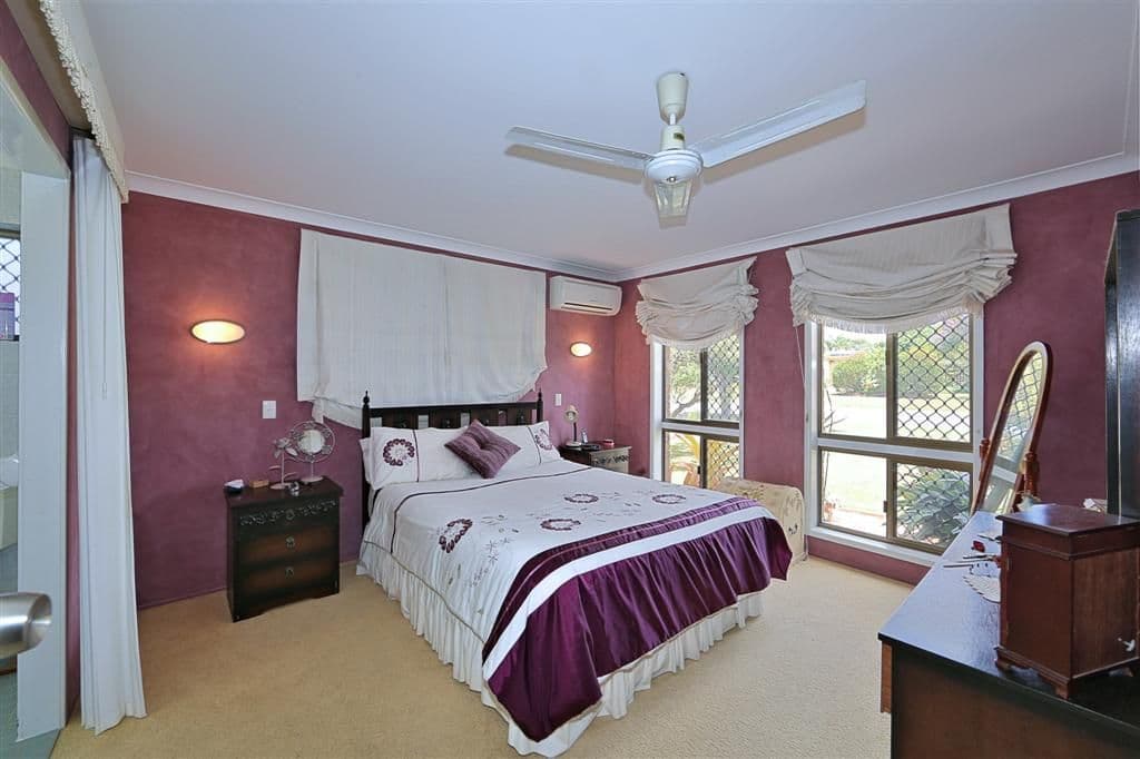 9 The Broadway, AVOCA QLD 4670, Avoca - Thumbnail 4