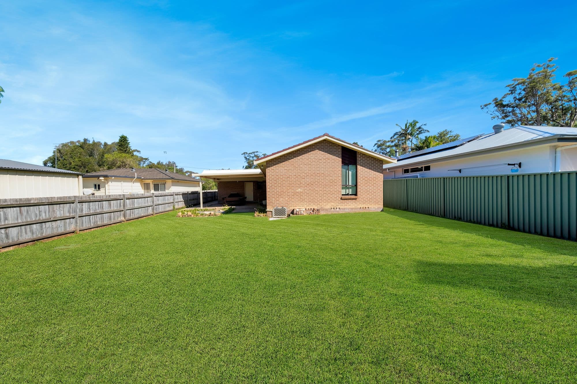 20 Kareelah Avenue, Berkeley Vale NSW 2261, Berkeley Vale - Thumbnail 2