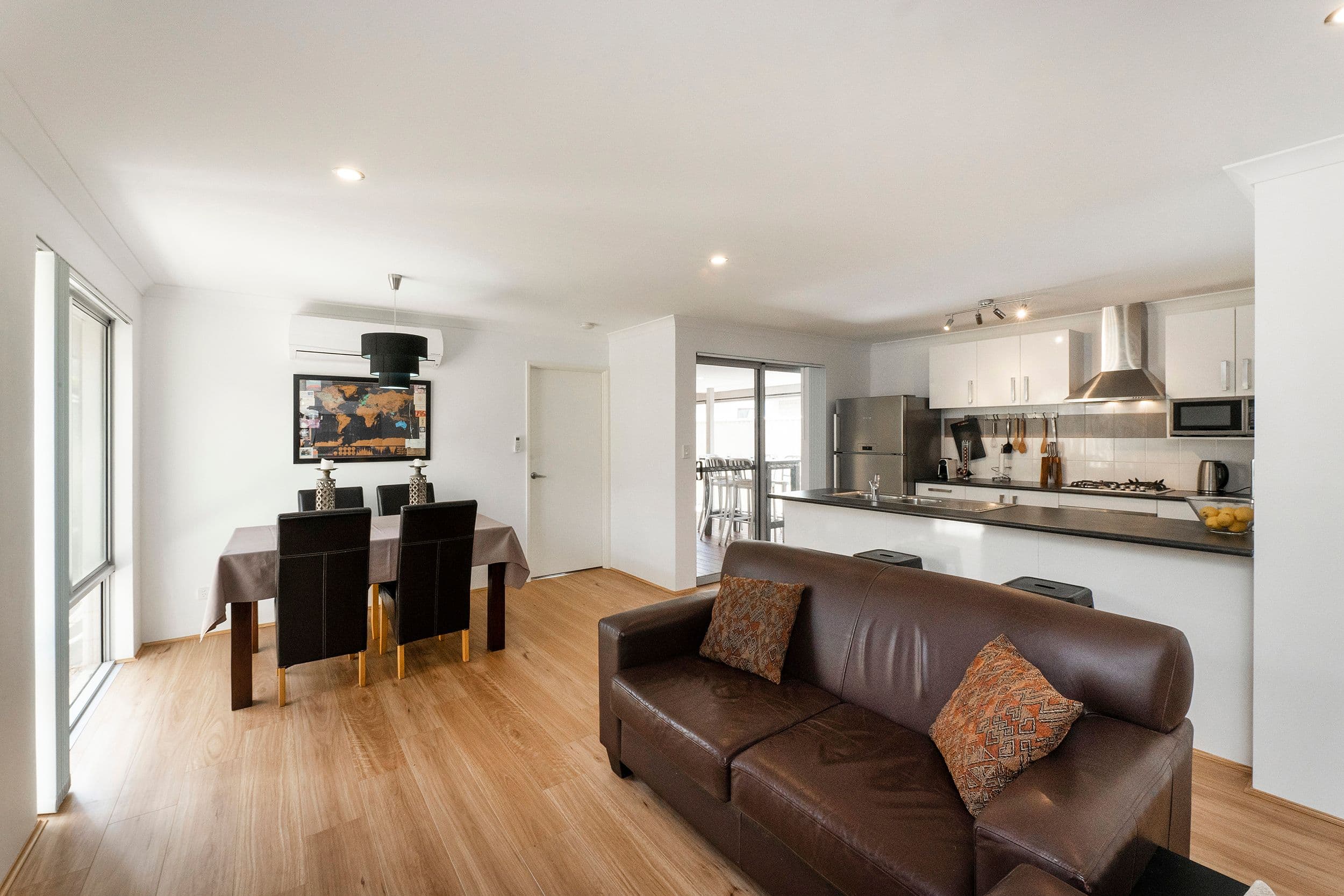 9 Pipistrelle Avenue, Baldivis WA 6171, Baldivis - Thumbnail 3