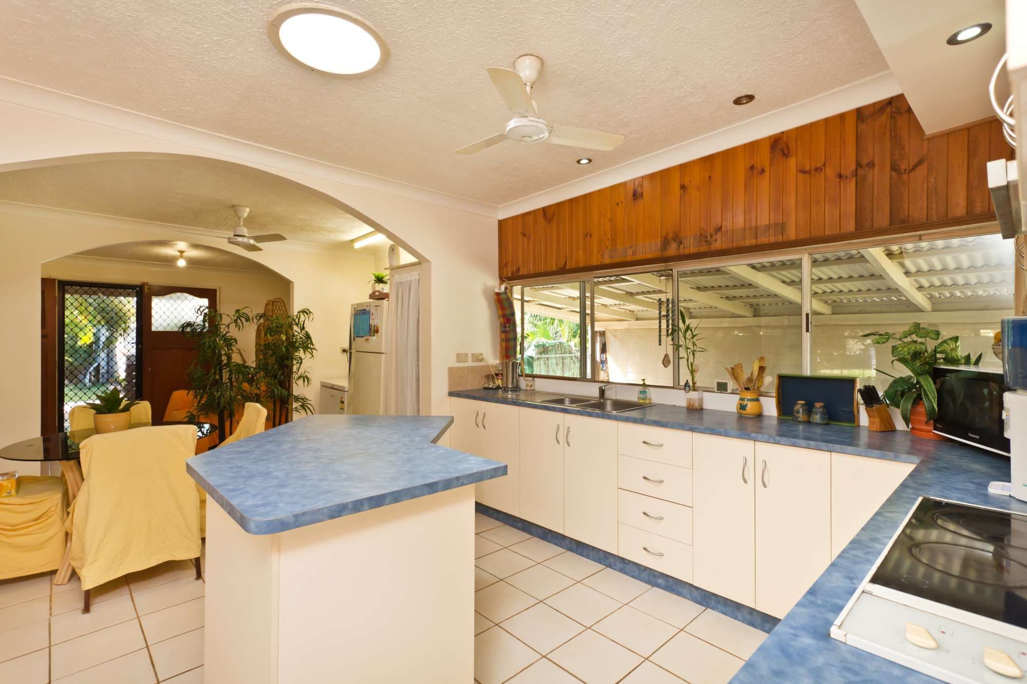 1 Humphrey Street, WEST END QLD 4810, West End - Thumbnail 3