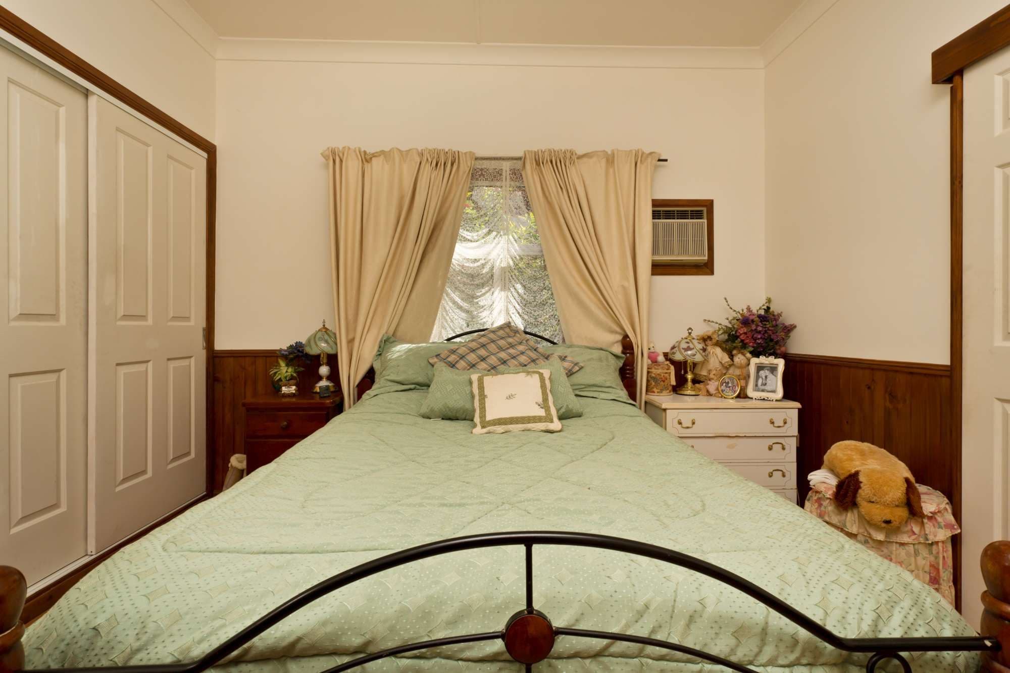 1 Humphrey Street, WEST END QLD 4810, West End - Thumbnail 5