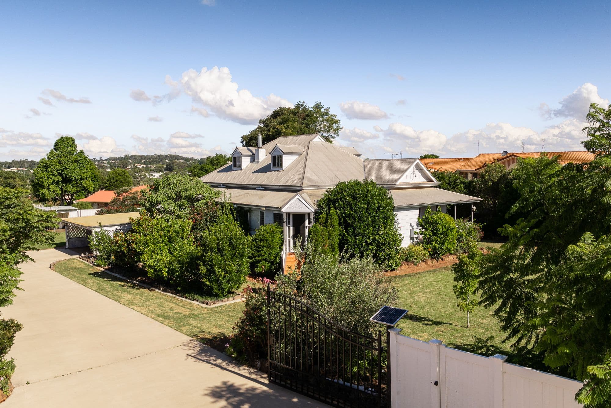 418 West Street, Kearneys Spring QLD 4350, Kearneys Spring - Thumbnail 2