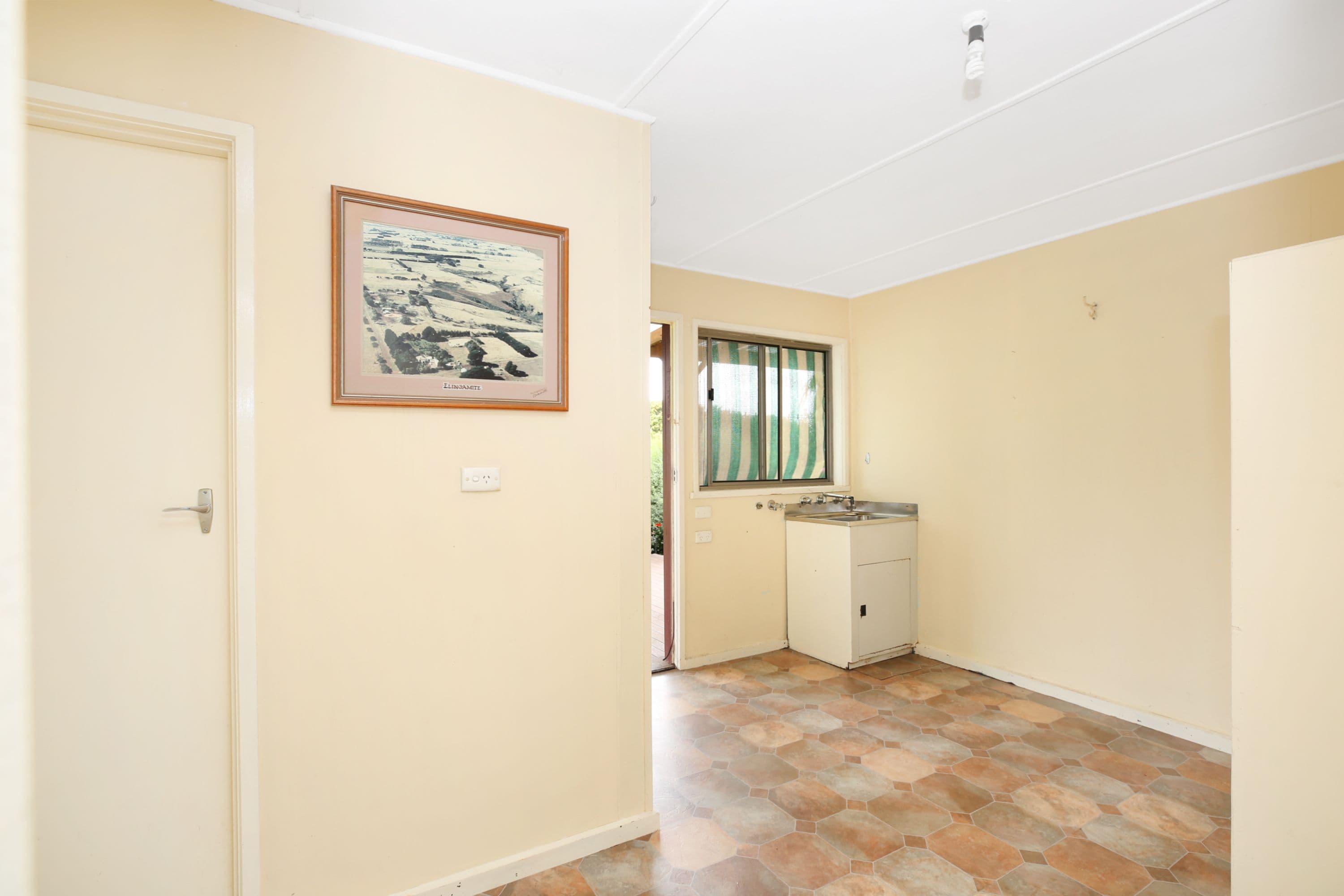 101 Browns Road, Elingamite VIC 3266, Elingamite - Thumbnail 8