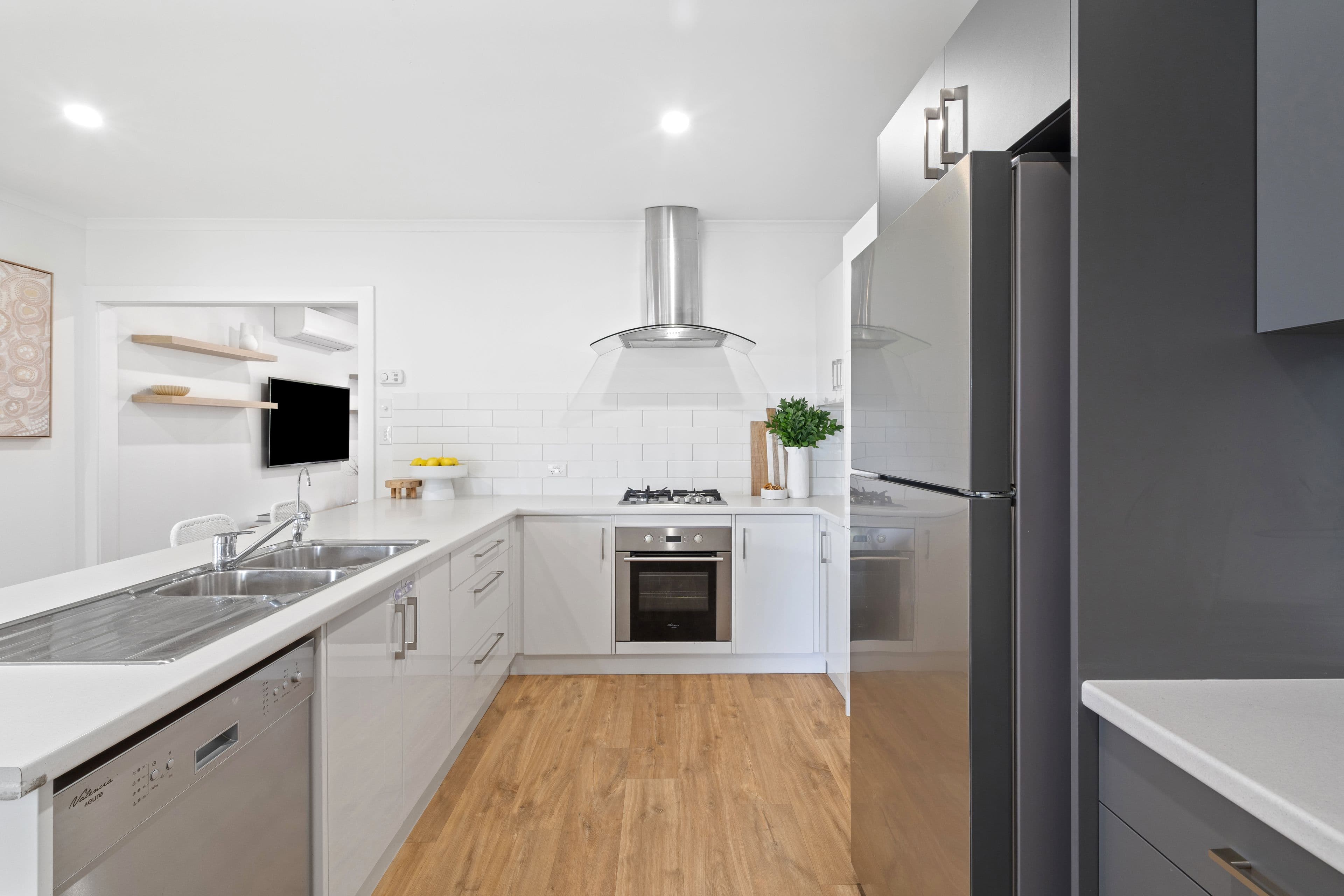 87 Seacombe Road, Seacombe Gardens SA 5047, Seacombe Gardens - Thumbnail 4