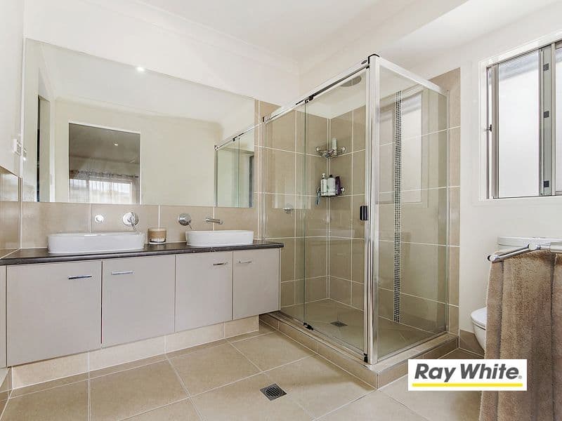 28 River Run Circuit, ORMEAU HILLS QLD 4208, Ormeau Hills - Thumbnail 3