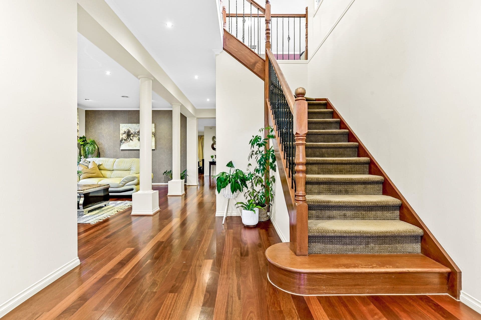 29 Farnborough Way, Berwick VIC 3806, Berwick - Thumbnail 2