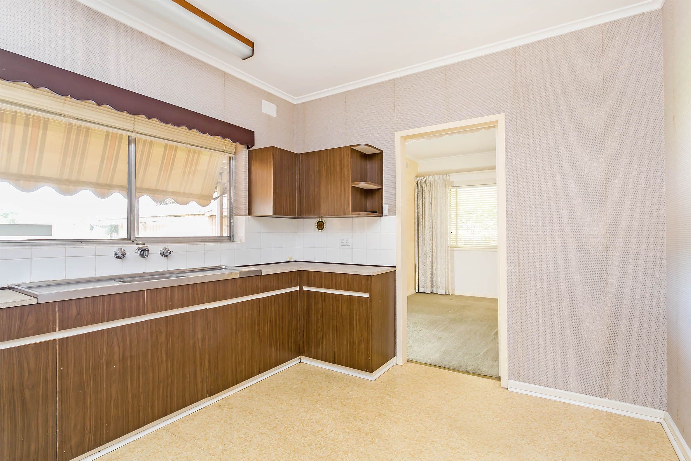 16 Van Dieman Street, Flinders Park SA 5025, Flinders Park - Thumbnail 6