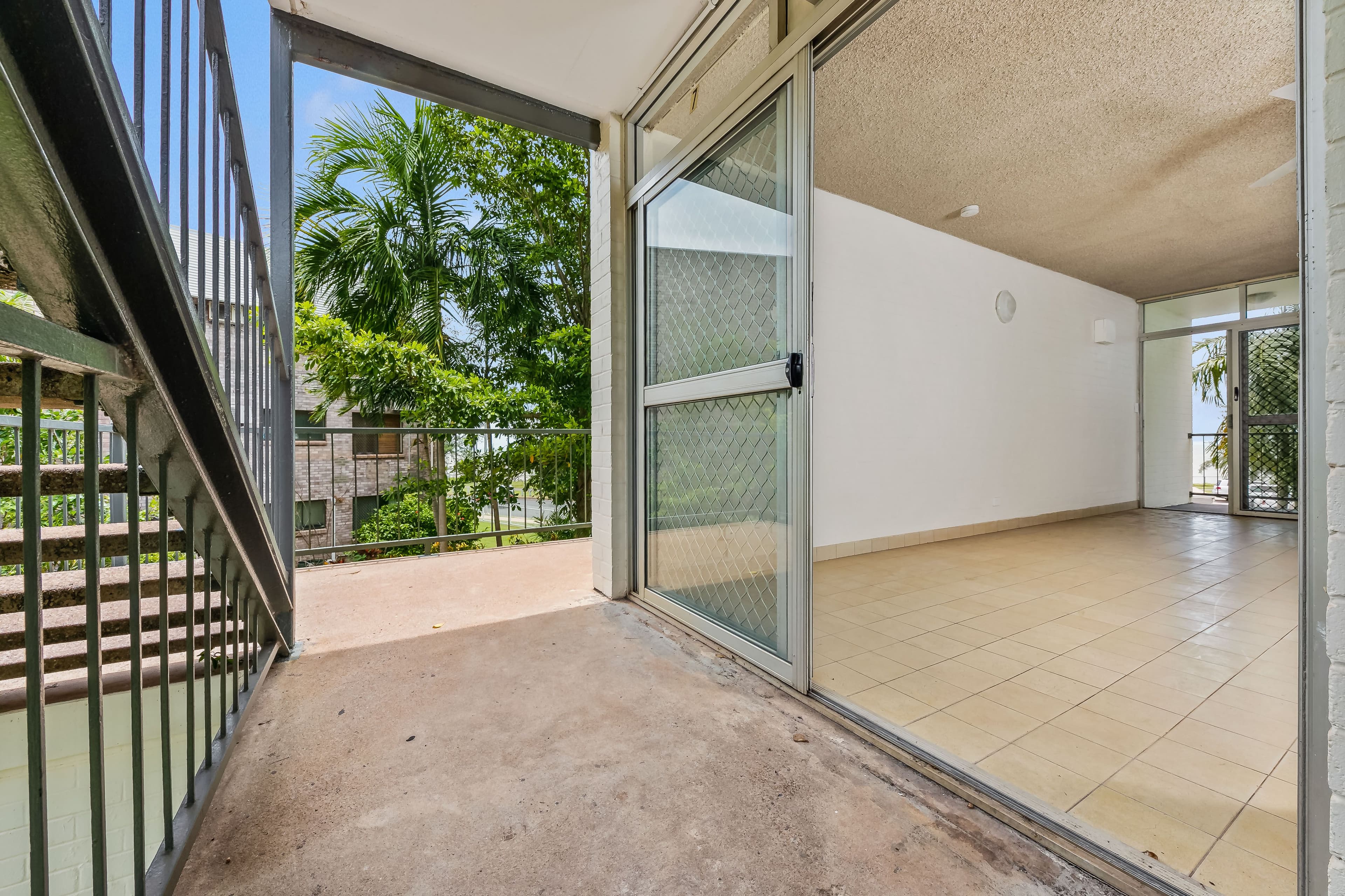 254 Casuarina Drive, Nightcliff NT 0810, Nightcliff - Thumbnail 2