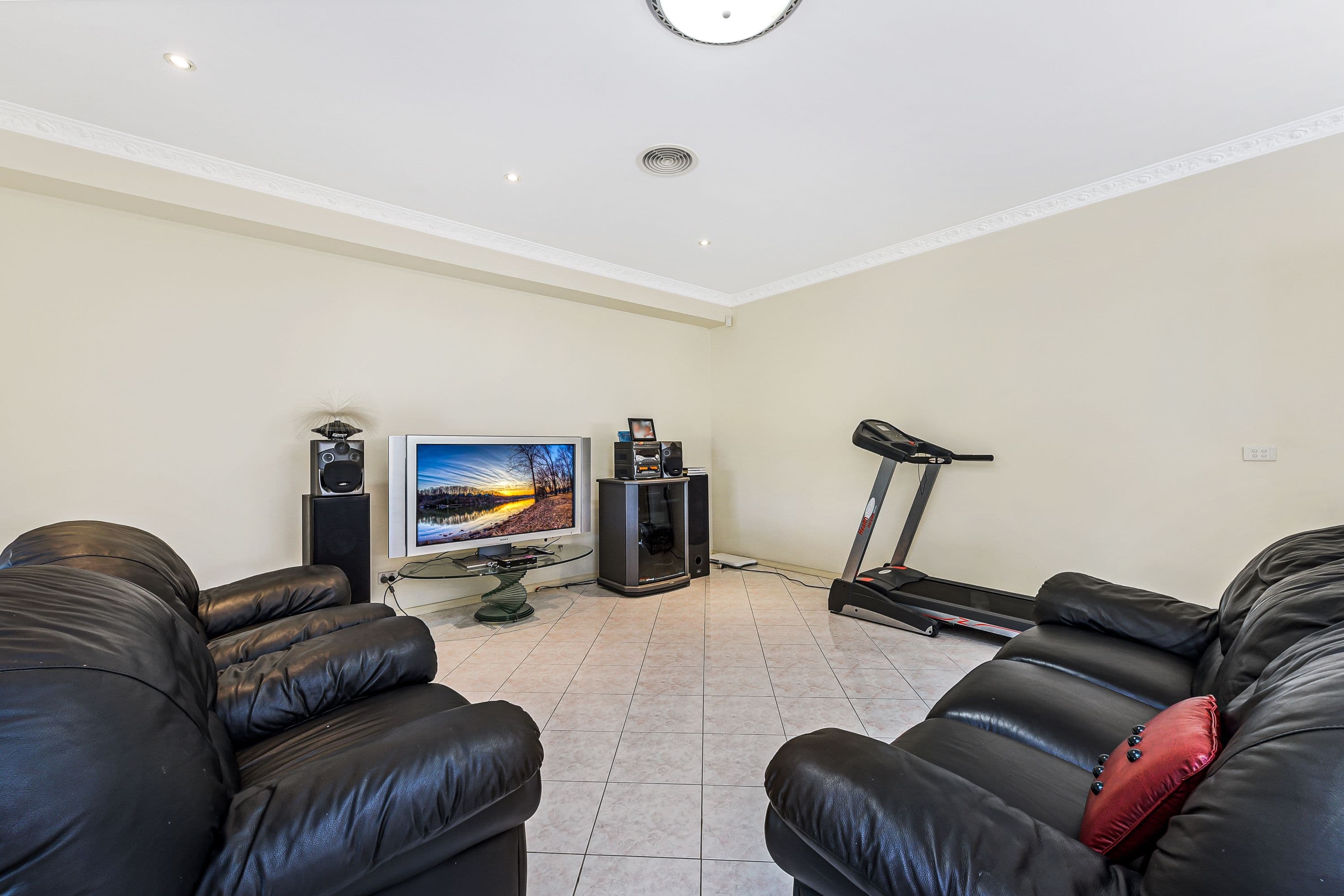 15 Culshaw Avenue, Clayton South VIC 3169, Clayton South - Thumbnail 6