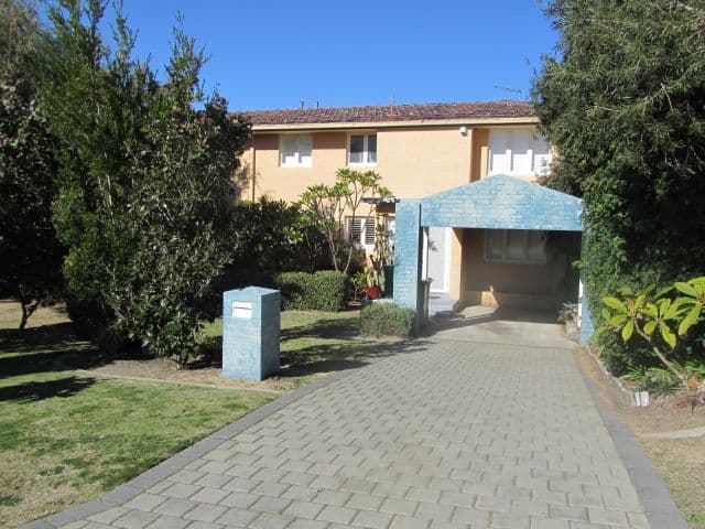 32 Maydwell Way, Calista WA 6167, Calista - Image 1