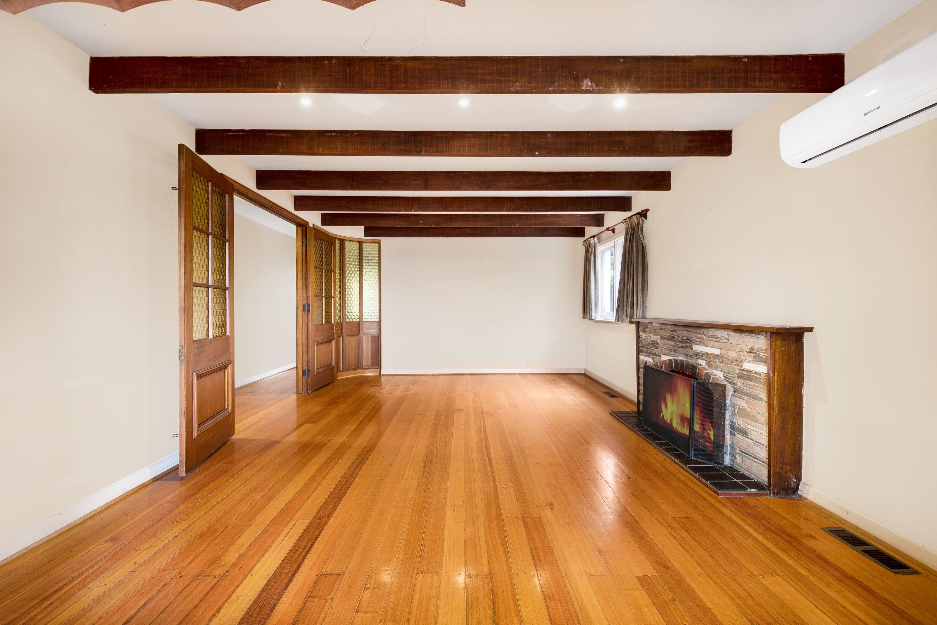 26 Durward Avenue, Glen Waverley VIC 3150, Glen Waverley - Thumbnail 3