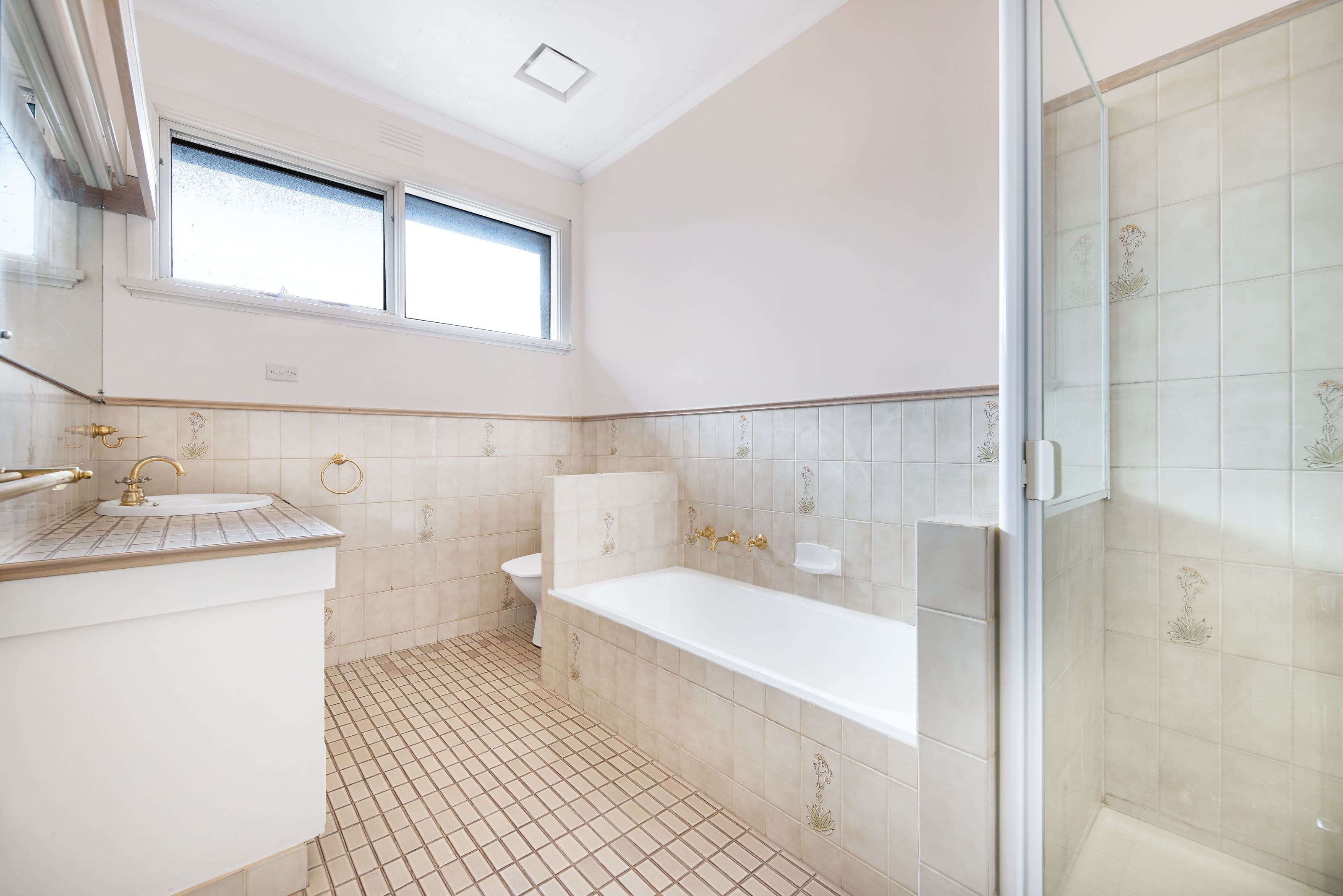 26 Durward Avenue, Glen Waverley VIC 3150, Glen Waverley - Thumbnail 7