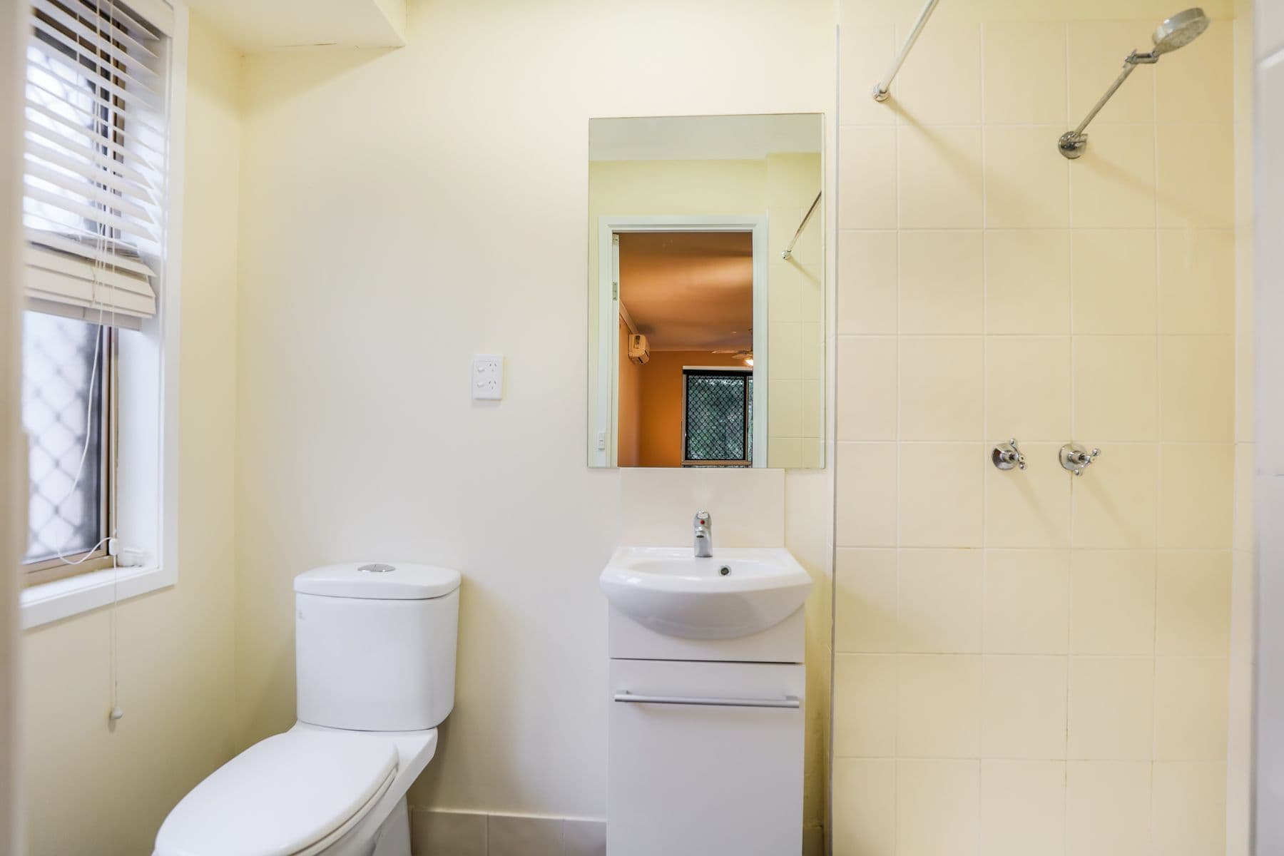 6 Renfrew Street, Hillcrest QLD 4118, Hillcrest - Thumbnail 7