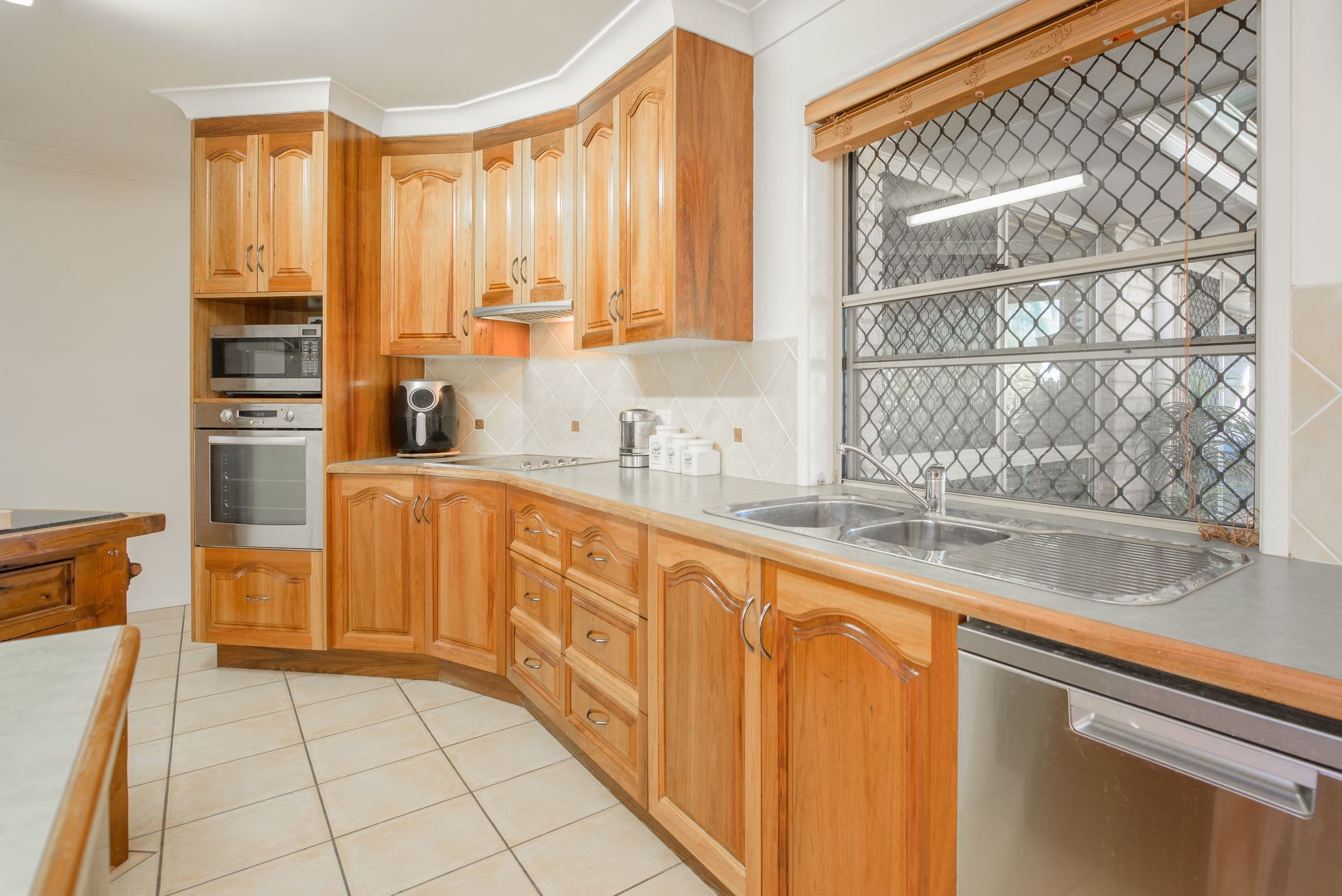 64 Katrina Boulevard, New Auckland QLD 4680, New Auckland - Thumbnail 6