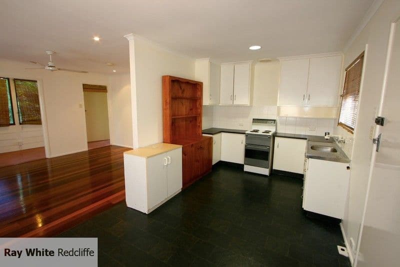 32  Grace Street, SCARBOROUGH QLD 4020, Scarborough - Thumbnail 2