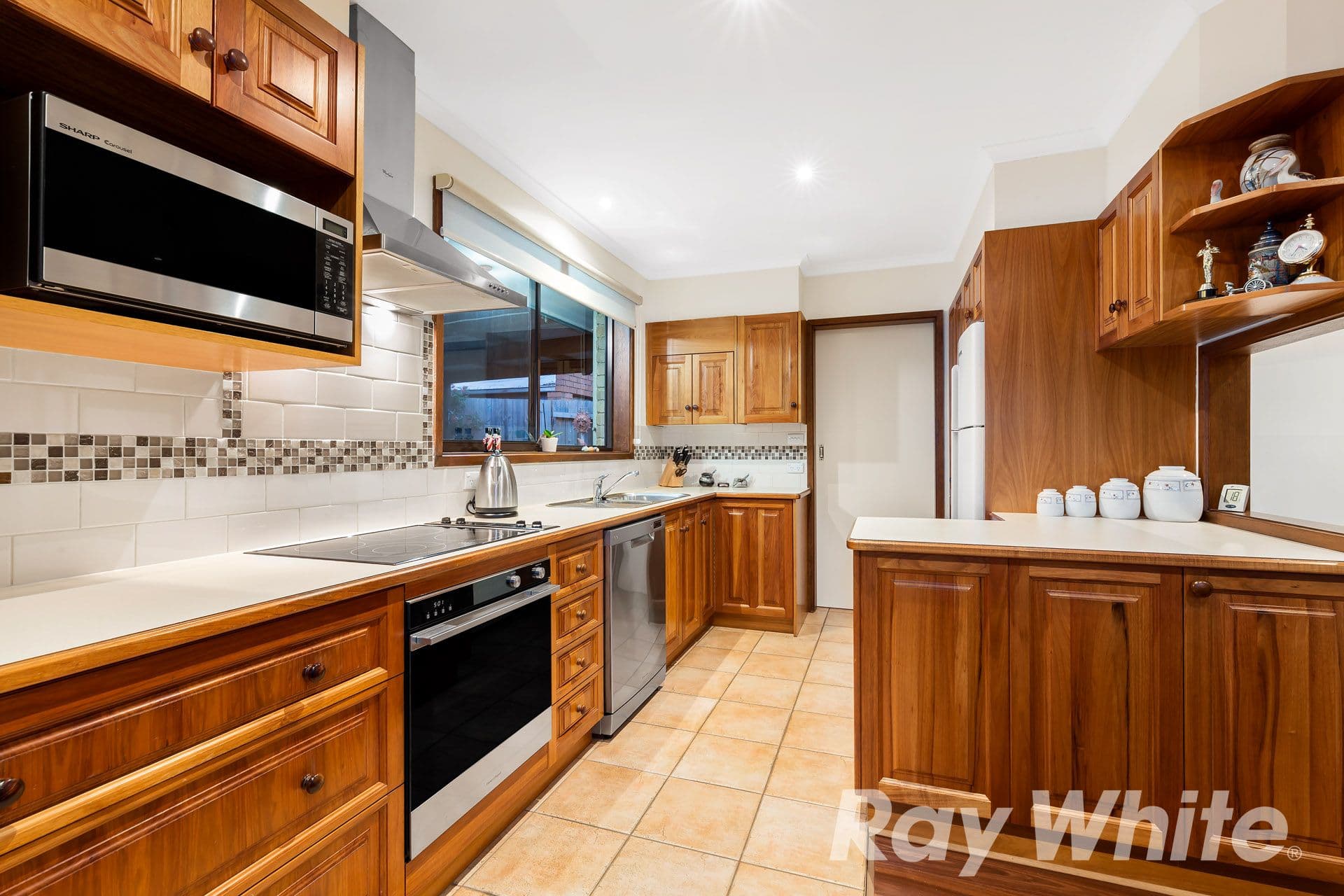 73 Somers Avenue, Macleod VIC 3085, Macleod - Thumbnail 3