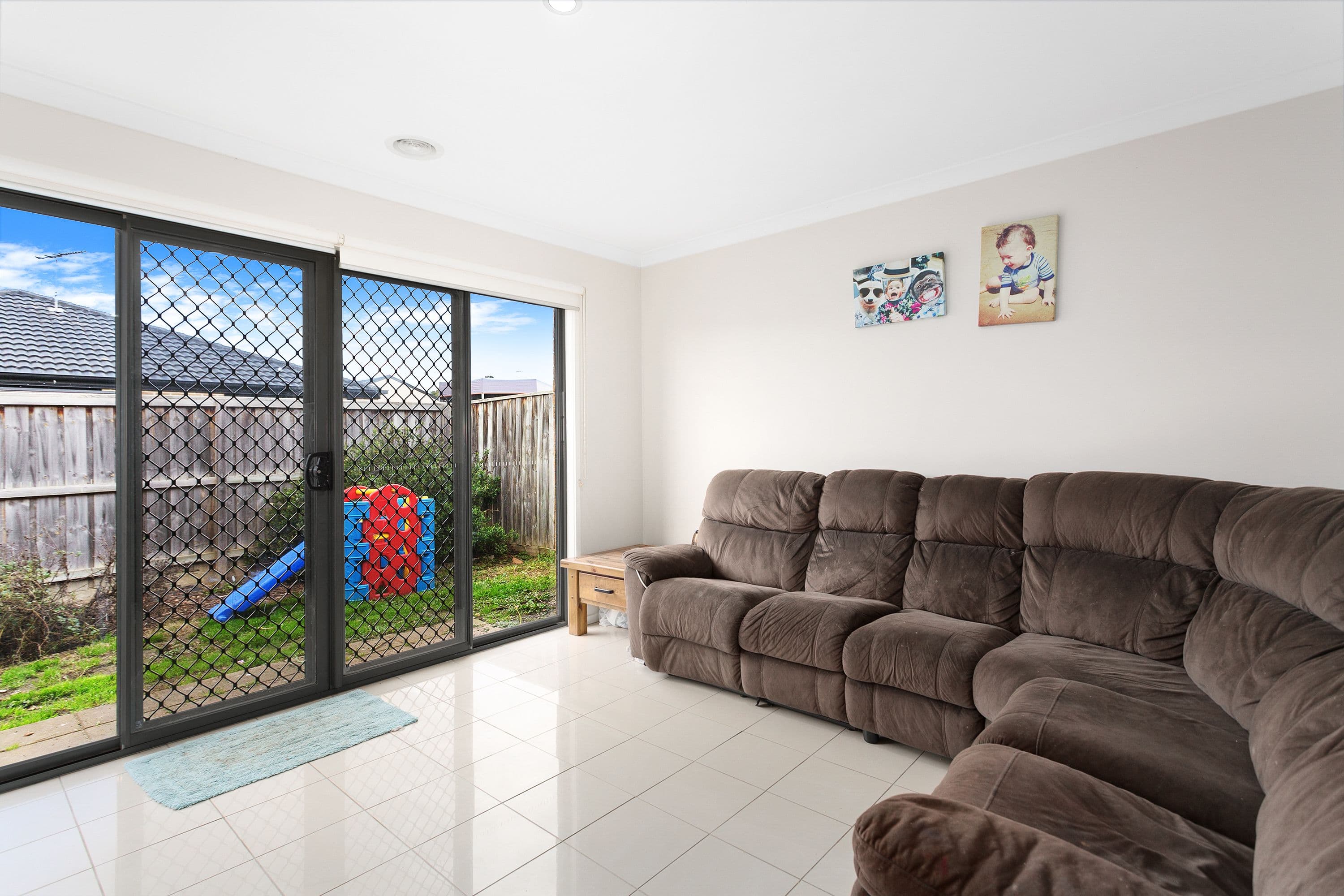 6 Wells Street, Pakenham VIC 3810, Pakenham - Thumbnail 4
