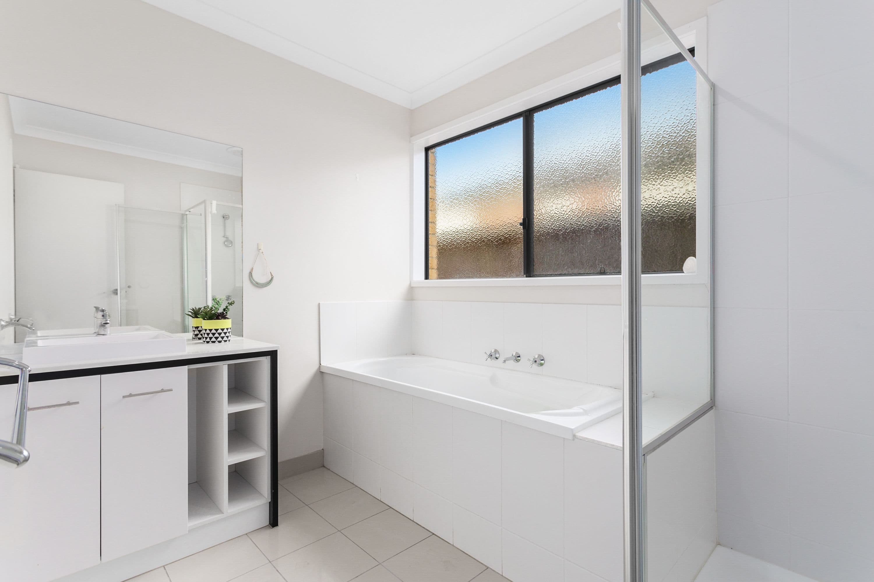 6 Wells Street, Pakenham VIC 3810, Pakenham - Thumbnail 8